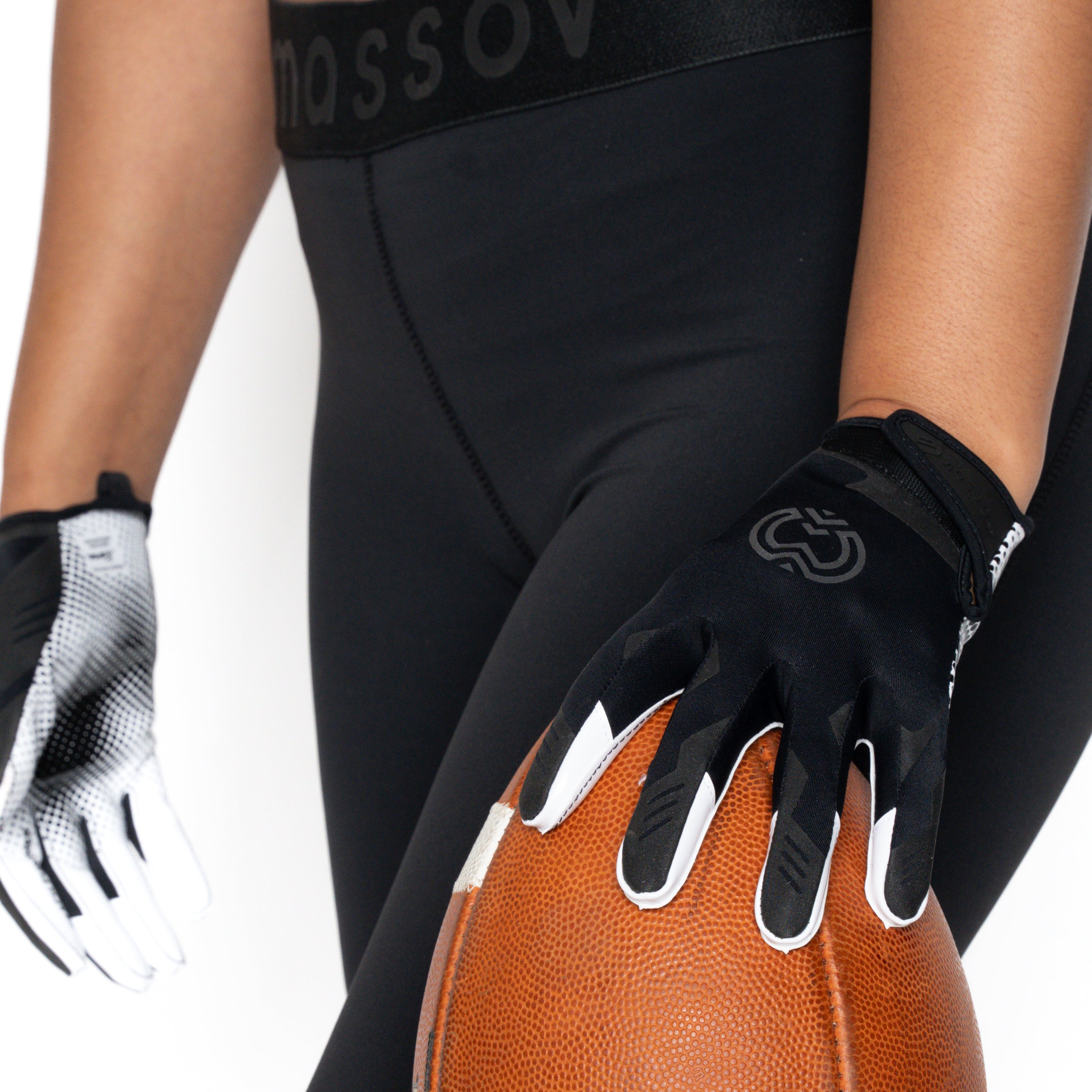 Black VPRO3 Football Gloves
