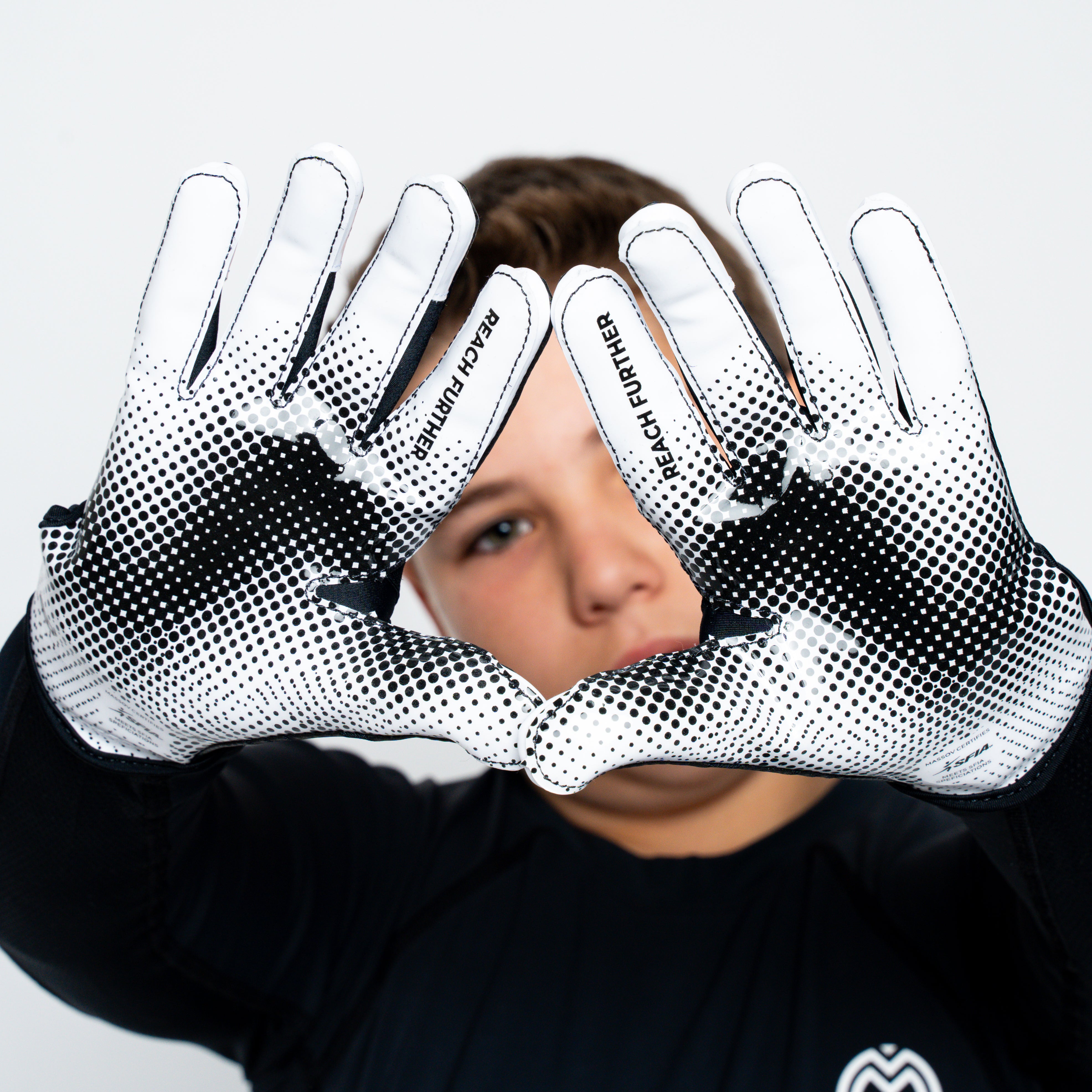 Black VPRO3 Football Gloves